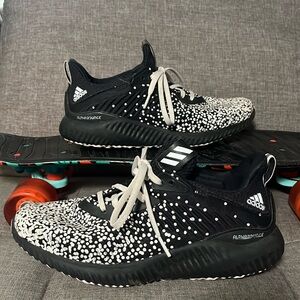 Adidas AlphaBounce Black White Sneakers Size 6